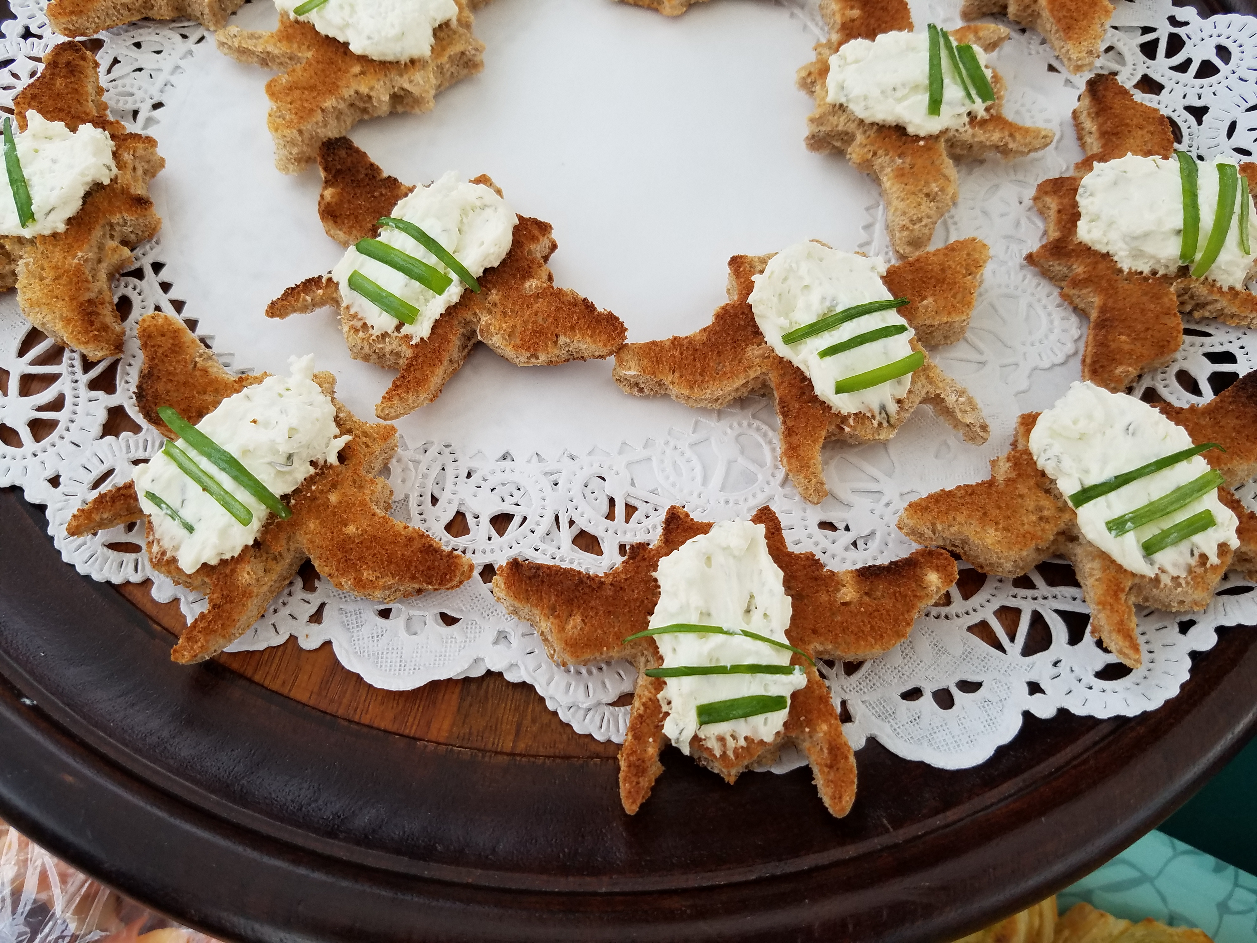 Bumble bee appetizers
