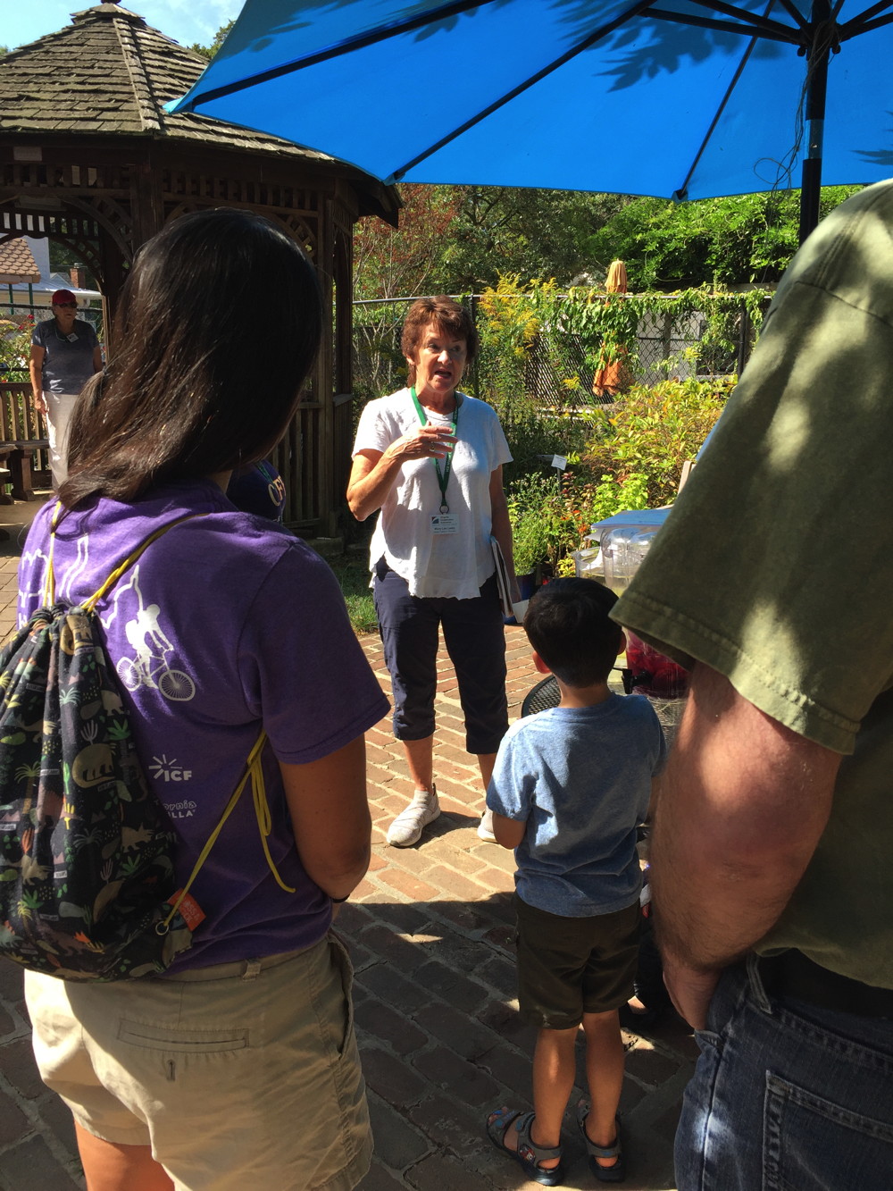 Valerie LaTortue instructs visitors to Autumnfest on herbal teas. Photo © 2019 MGNV