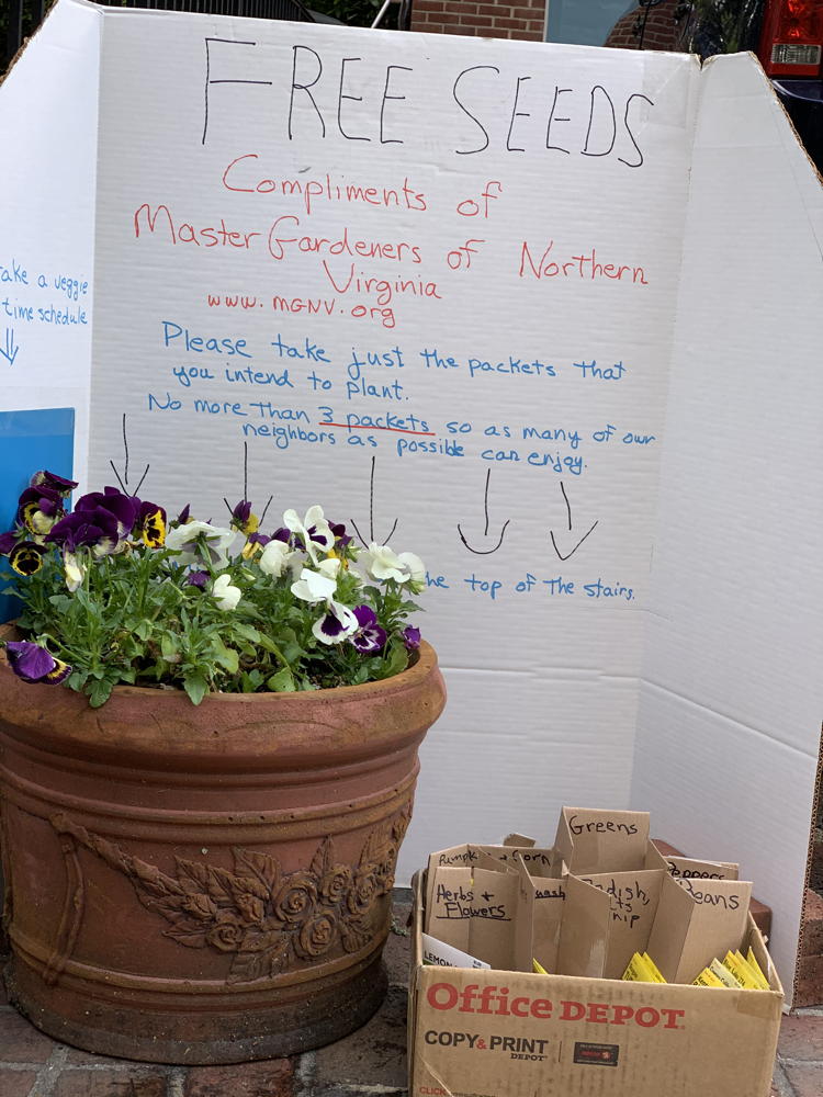 Signage created by Lynn Berry for the Donaldson Run neighborhood.