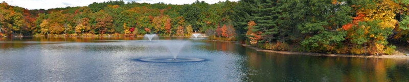 Autumn Foliage along Spaulding Pond CT