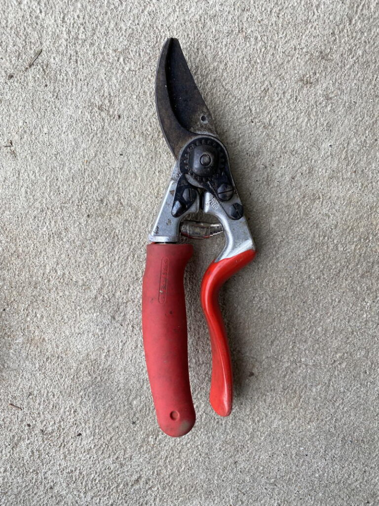 garden pruners